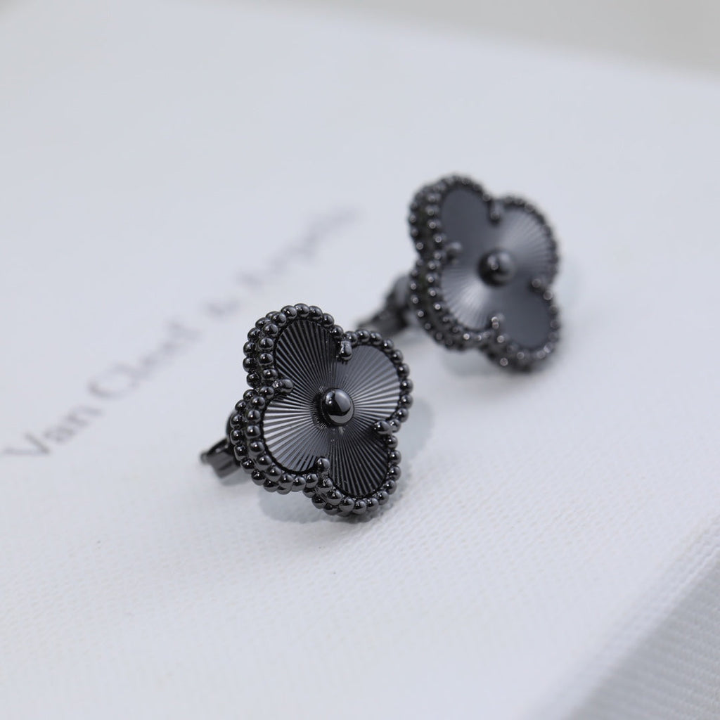 Van Cleef & Arpels Vintage Alhambra Earrings